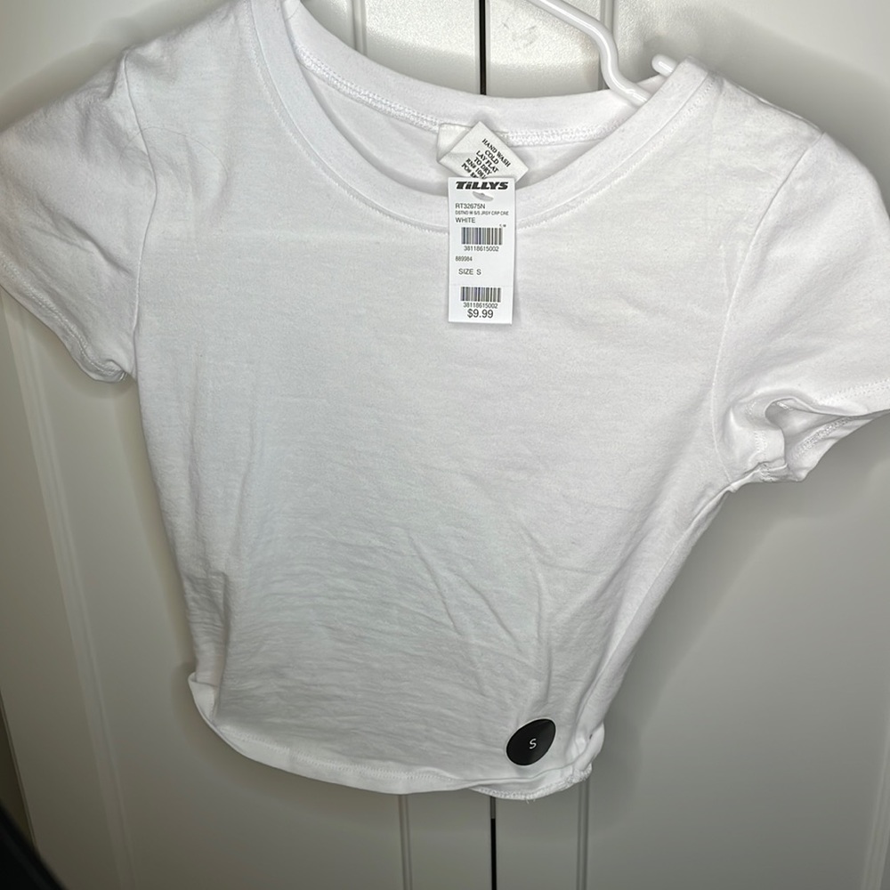 tillys tshirt